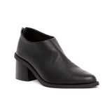 GG 22-22 נעלי עקב עור שחור