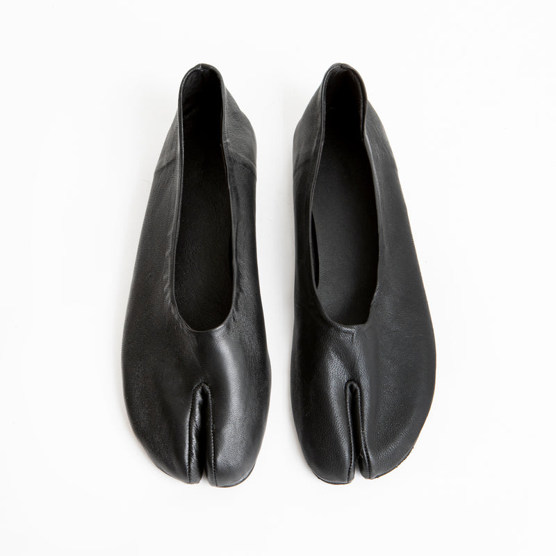 GG 22-50 נעלי בובה טאבי שחור